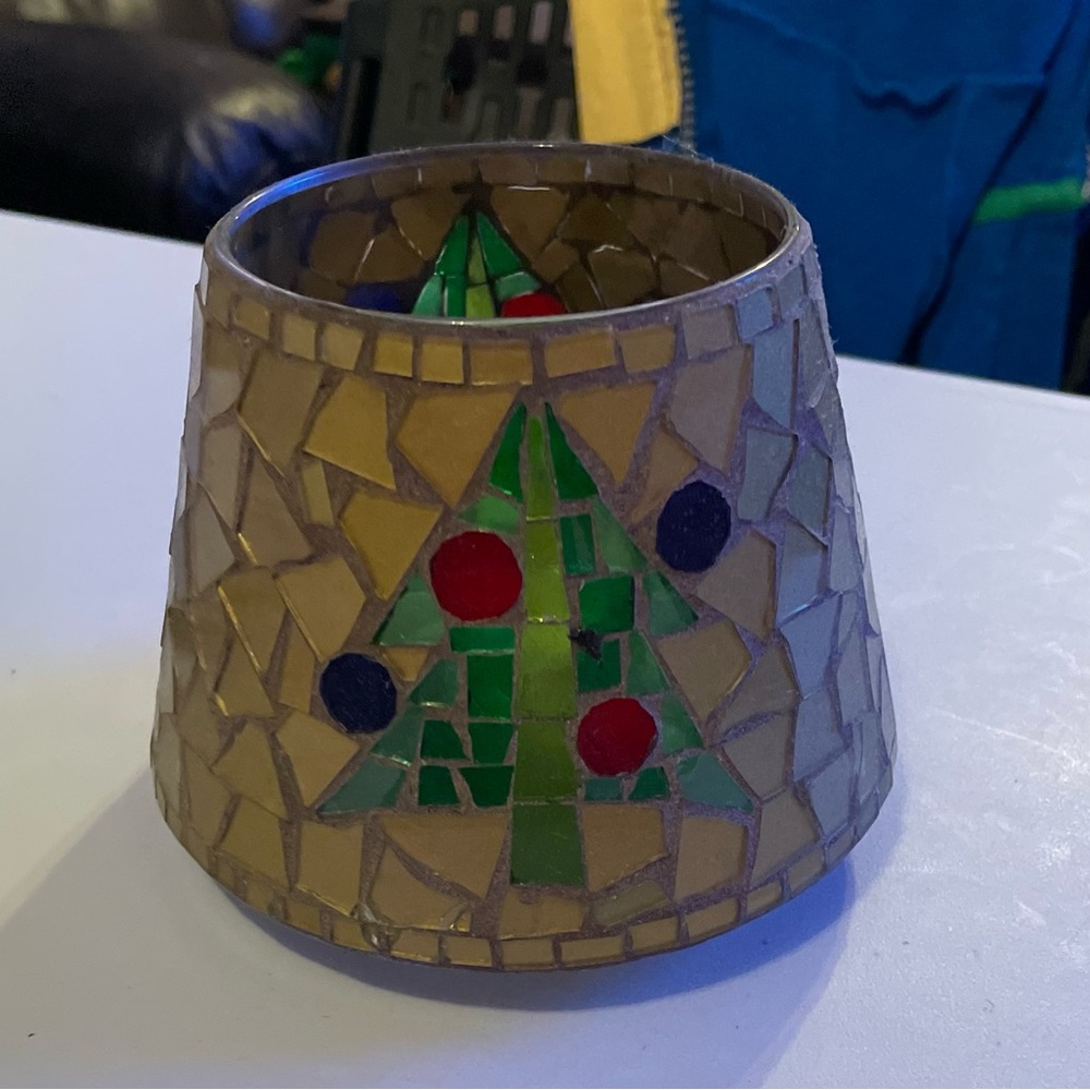 Vintage Home Interiors Mosaic Christmasas Tree candle topper
